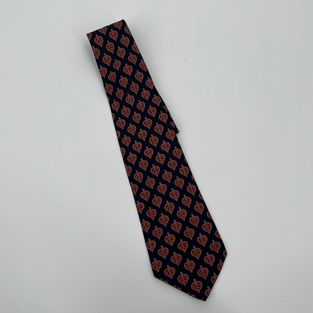 Fiorio Milano Navy & Pink Silk Leaf Pattern Tie